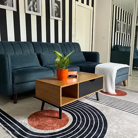 Cosy Near The Center Of Paris, Porte De Апартаменты Клиши